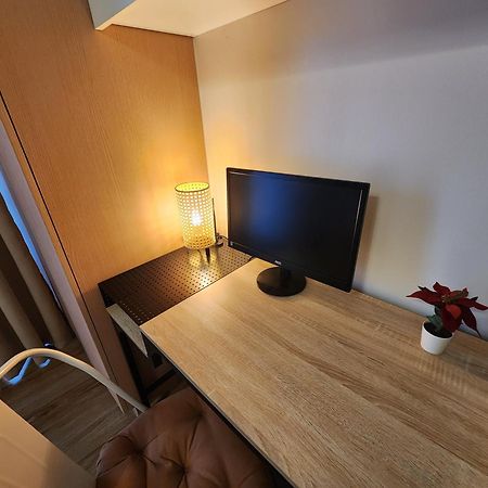 Aparthotel 81 Newport C5 10I Balcony & Pool Across Naia T3 Pasay Zewnętrze zdjęcie