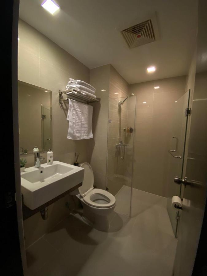 Aparthotel 81 Newport C5 10I Balcony & Pool Across Naia T3 Pasay Zewnętrze zdjęcie