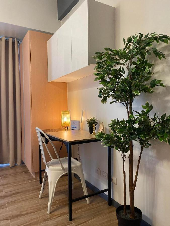 Aparthotel 81 Newport C5 10I Balcony & Pool Across Naia T3 Pasay Zewnętrze zdjęcie