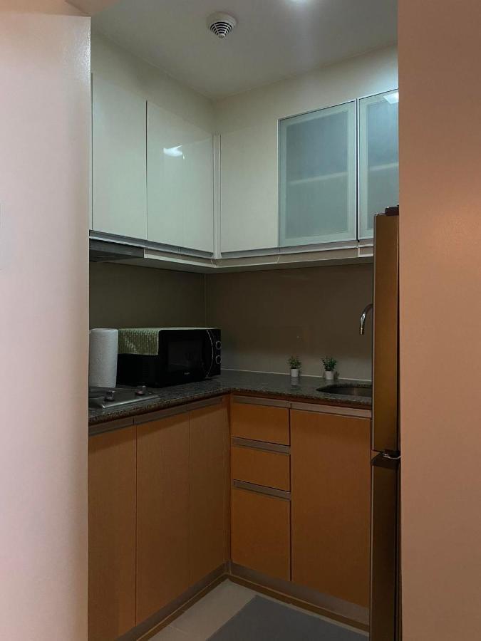 Aparthotel 81 Newport C5 10I Balcony & Pool Across Naia T3 Pasay Zewnętrze zdjęcie