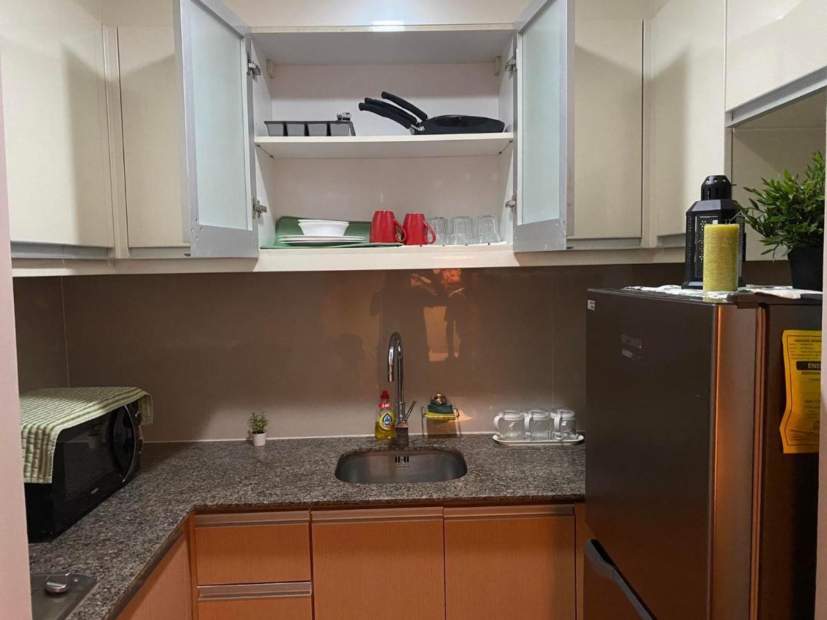 Aparthotel 81 Newport C5 10I Balcony & Pool Across Naia T3 Pasay Zewnętrze zdjęcie