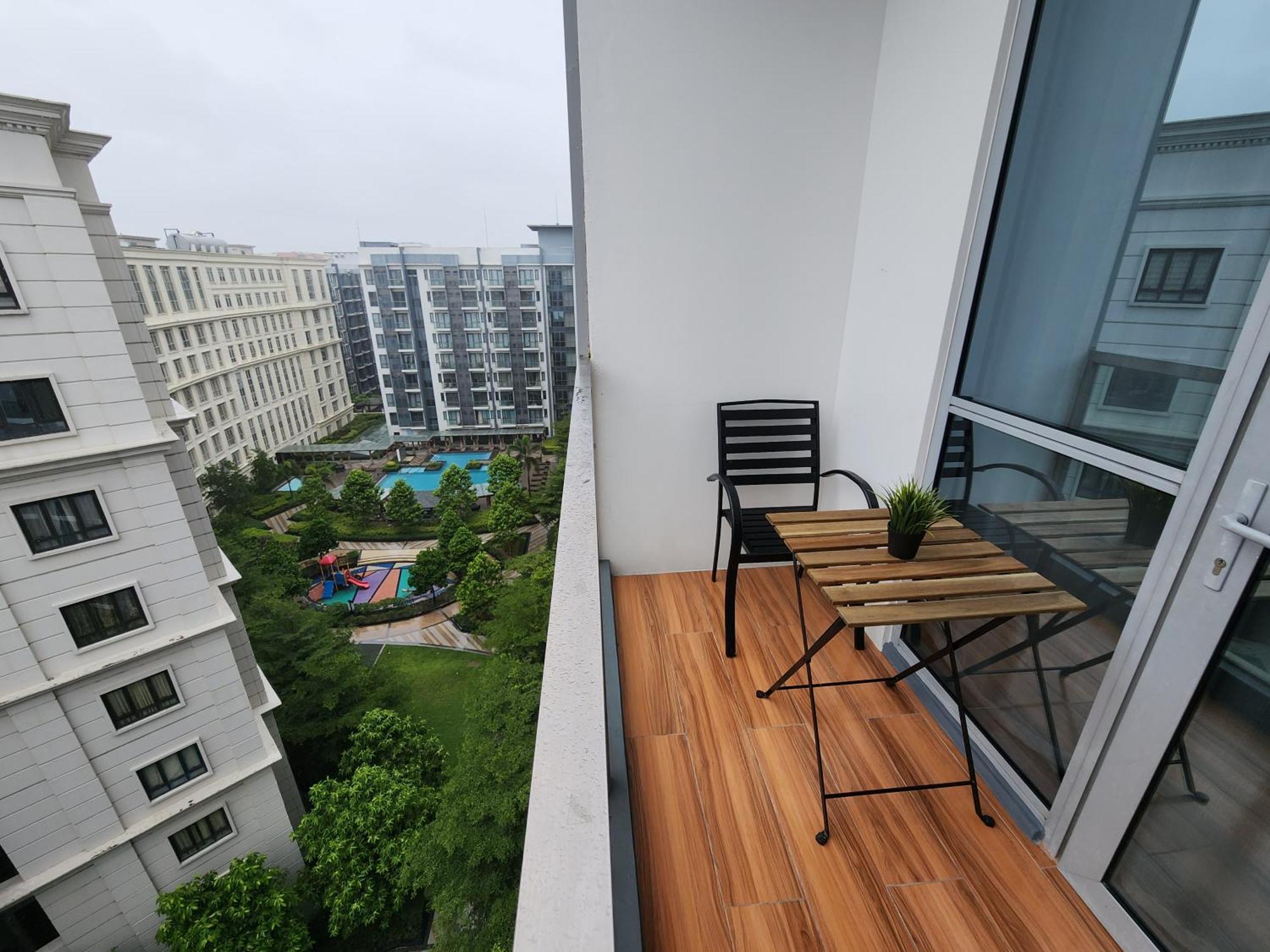 Aparthotel 81 Newport C5 10I Balcony & Pool Across Naia T3 Pasay Zewnętrze zdjęcie